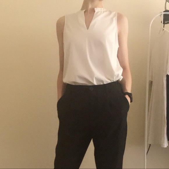 Banana Republic White sleeveless top Sz S - Picture 3 of 4